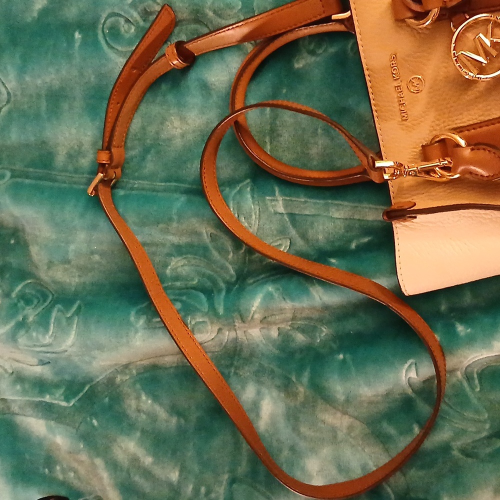 Michael Kors Kris Small Color Block Pebbled Leather Satchel - Picture 16 of 17